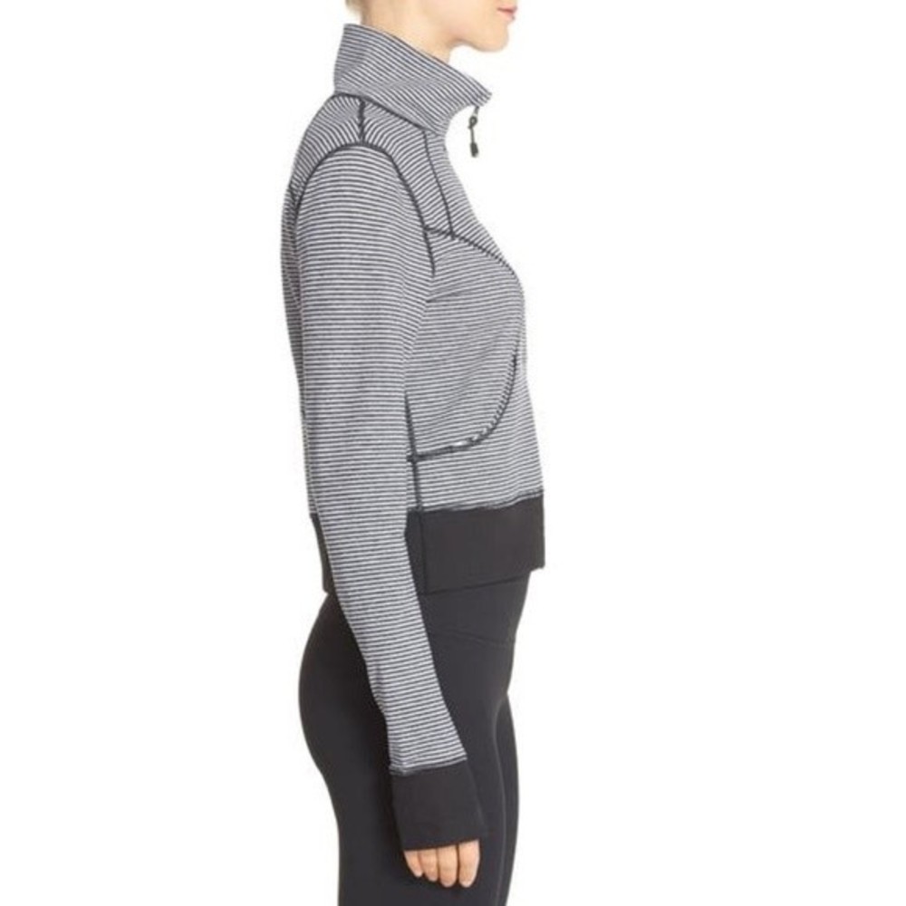 Zella Black White On Point Workout Jacket Size S - Picture 6 of 8